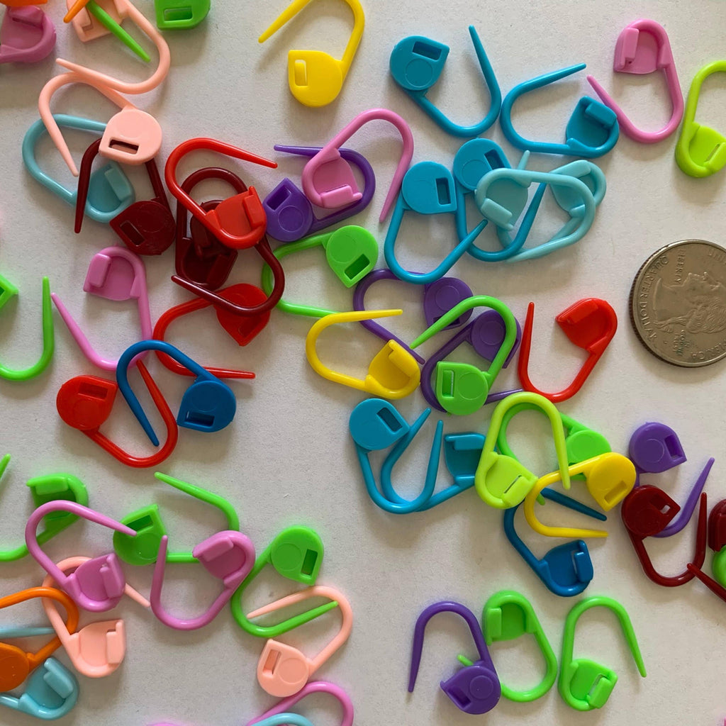 Plastic Locking Stitch Markers