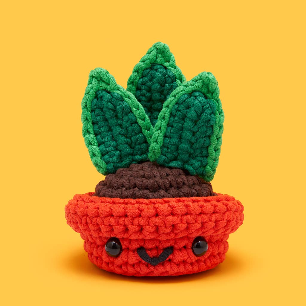 The Woobles - Otis the Snake Plant Crochet Kit