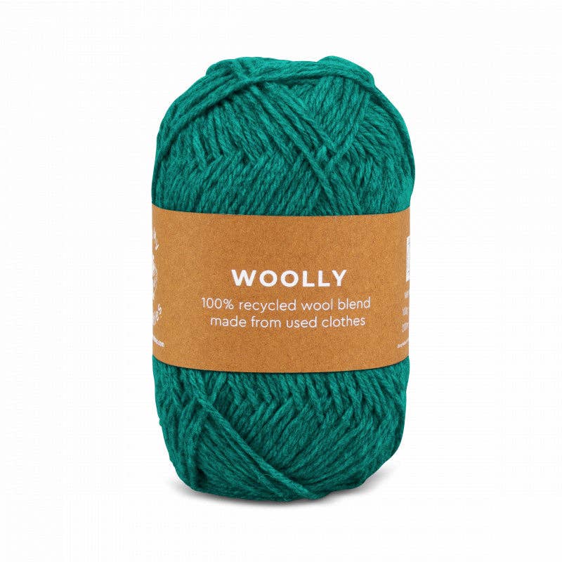 WOOLLY -  100% recycled yarn from textile waste
