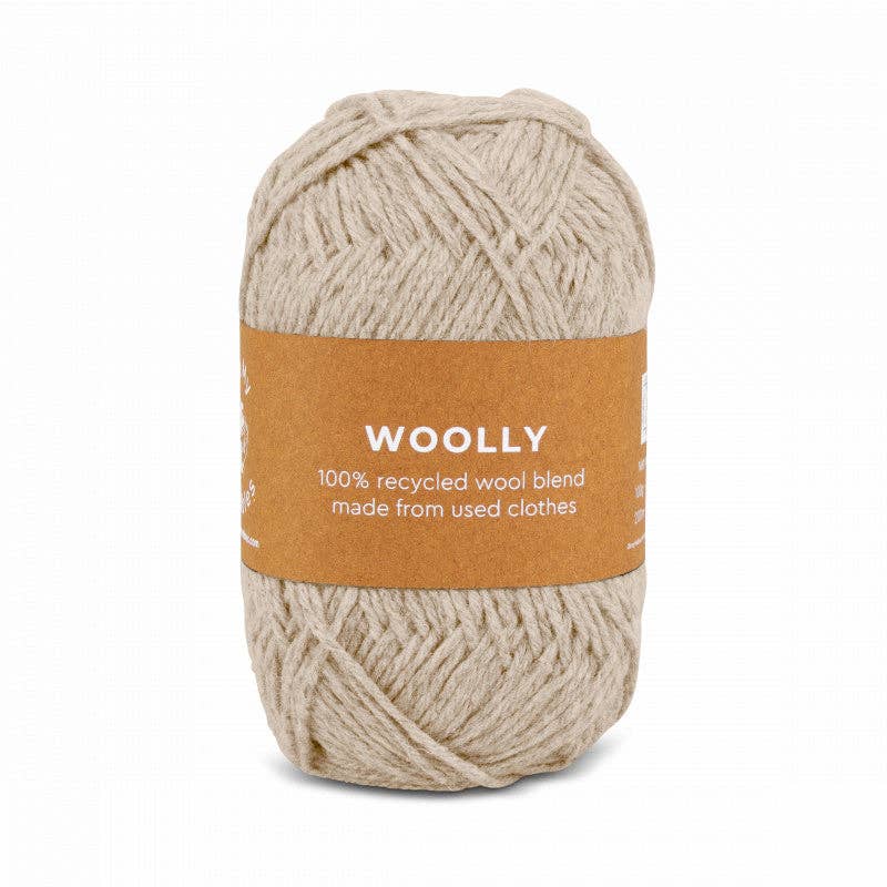 WOOLLY -  100% recycled yarn from textile waste