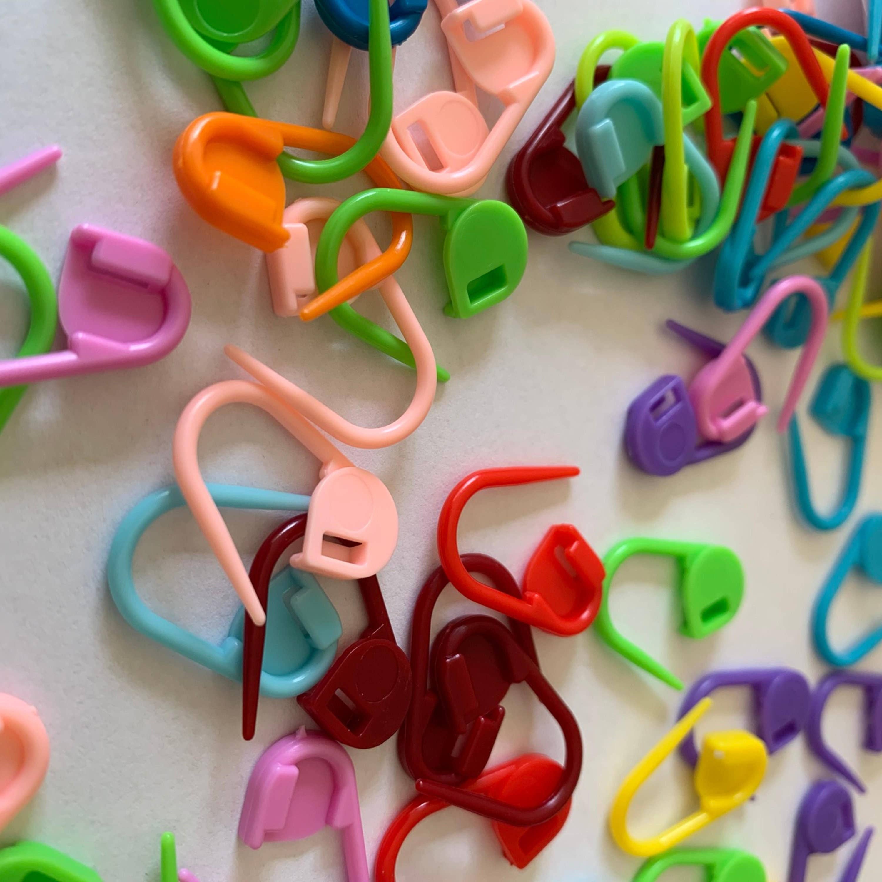 Plastic Locking Stitch Markers