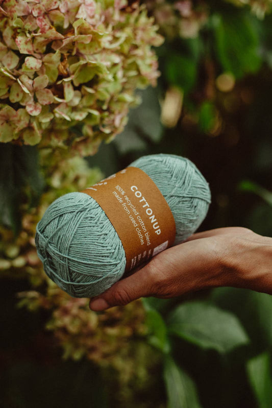 Cottonup - 100% recycled yarn from cotton textile waste